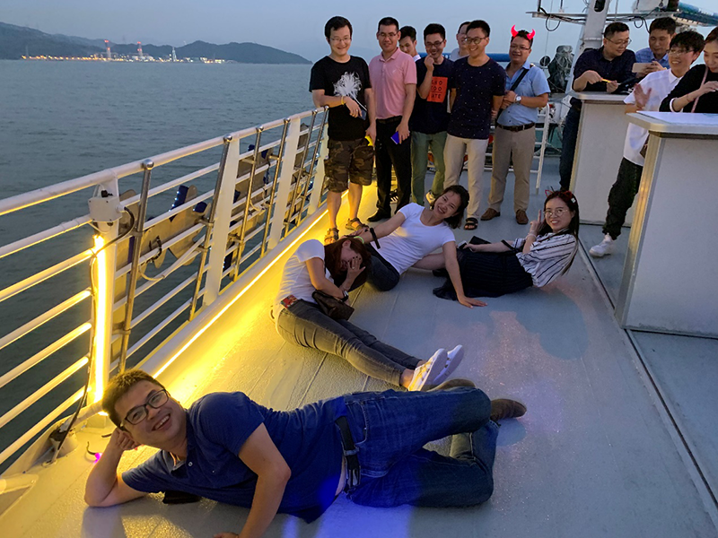海上看深圳，凝心聚力，从“心”启航